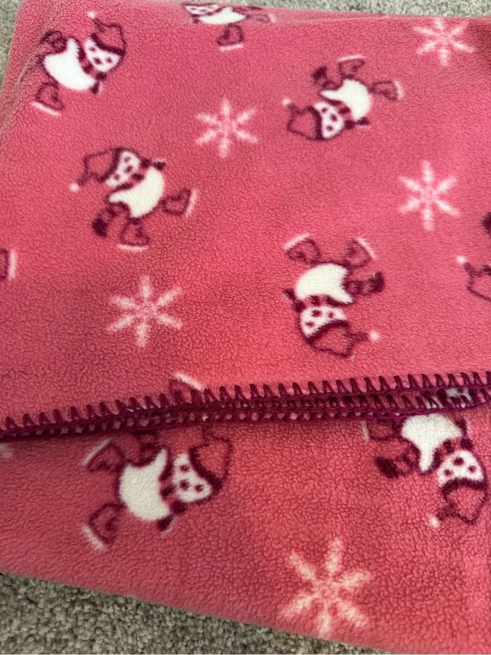 Cozy Pink Penguin & Snowflake Fleece Blanket